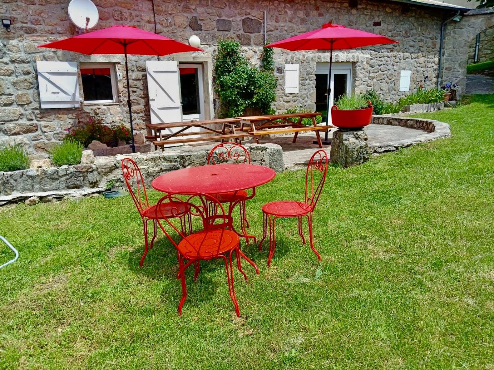 Gite De Groupe 160M2, 15P, Salle De Reception, Jardin, Terrasse Mazan-l'Abbaye Luaran gambar